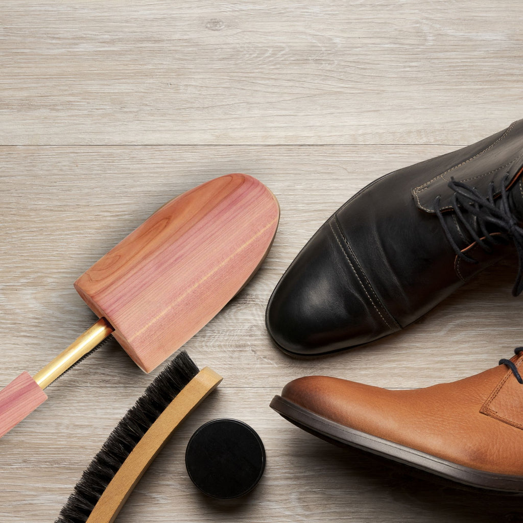 Cedar Shoe Tree (Solid Toe, Shot Gun Heel)
